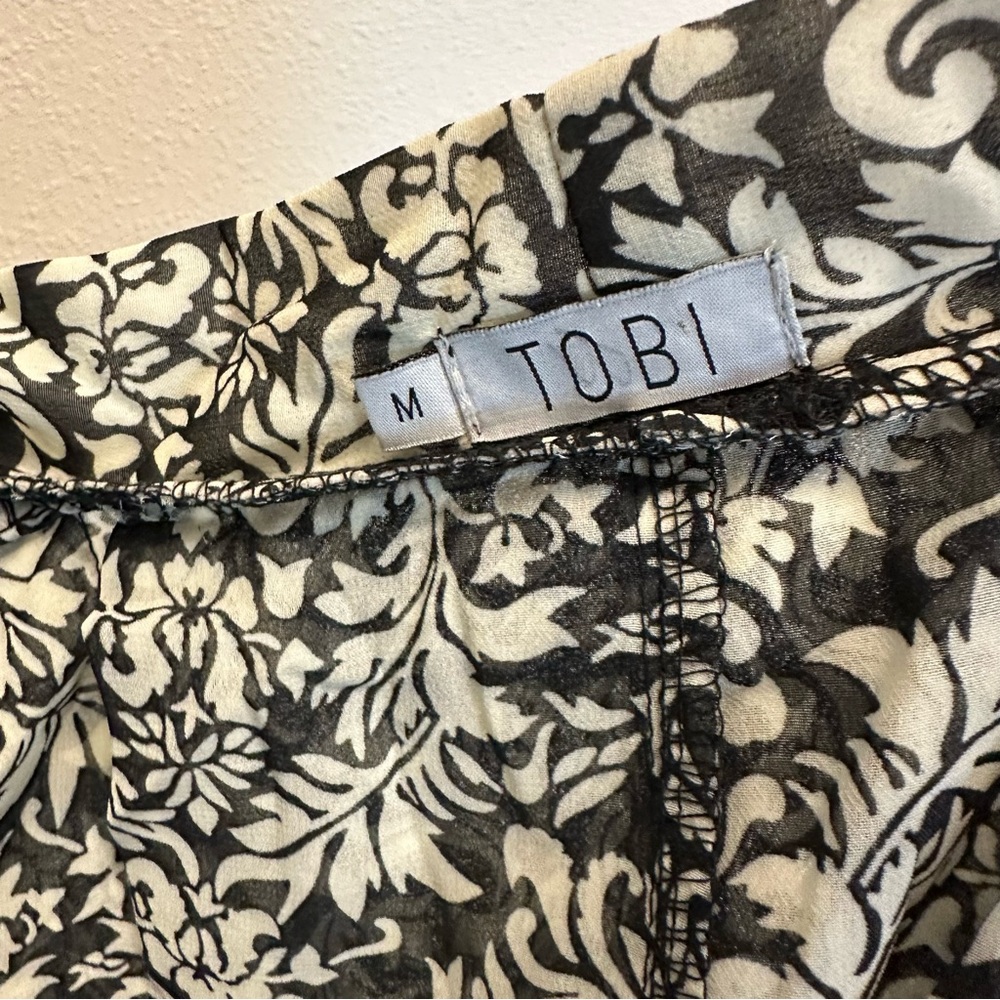TOBI Open Cardigan 🖤🤍 - Picture 6 of 7